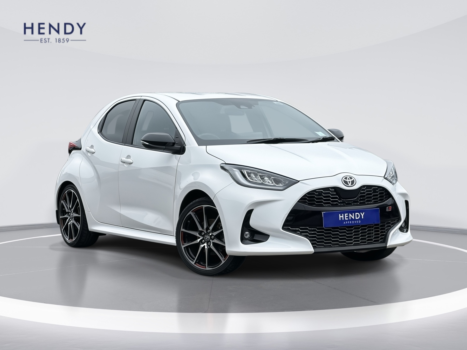 Main listing image - Toyota Yaris