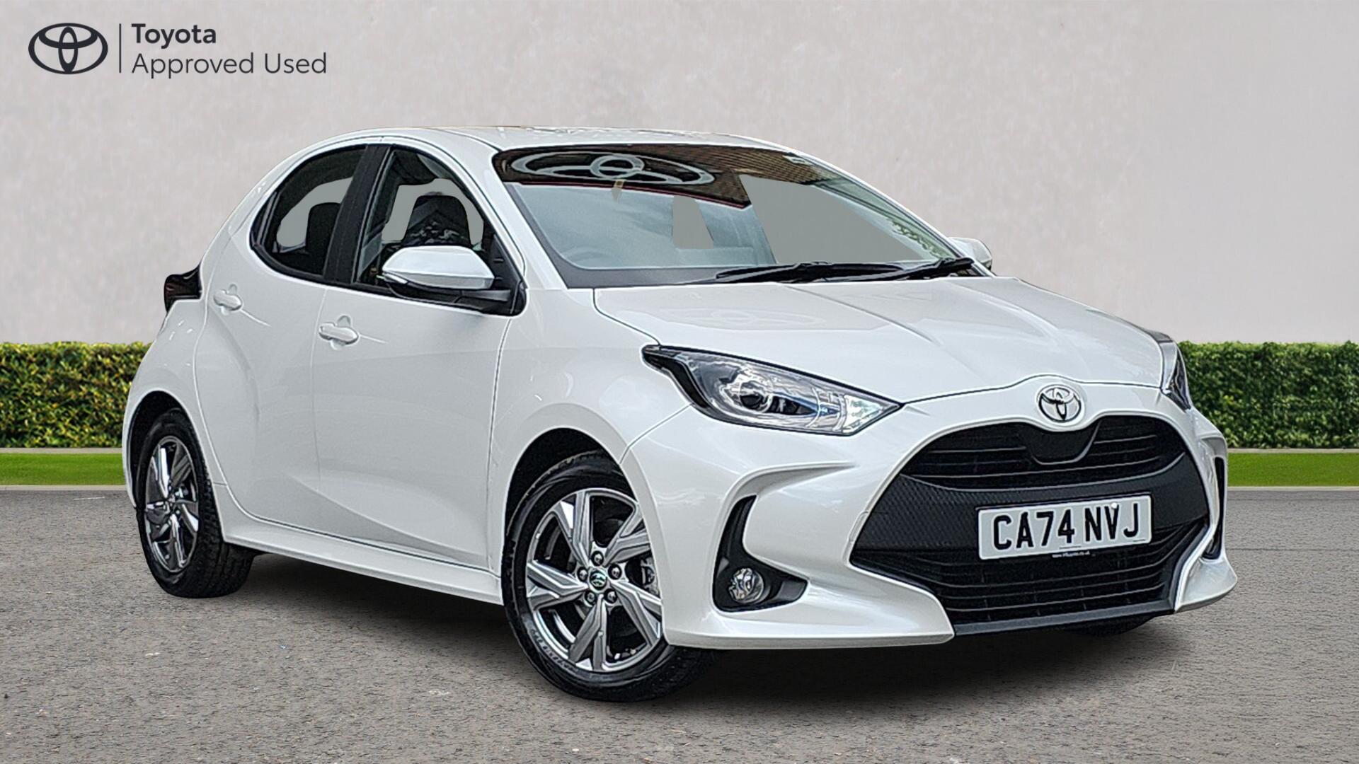 Main listing image - Toyota Yaris