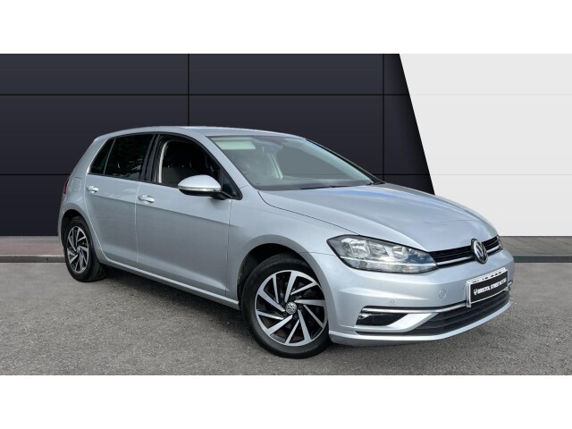 Main listing image - Volkswagen Golf