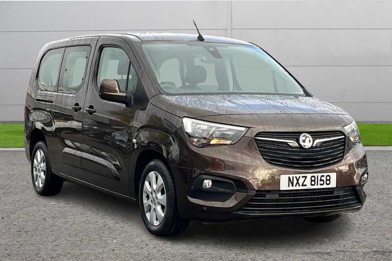 Main listing image - Vauxhall Combo Life