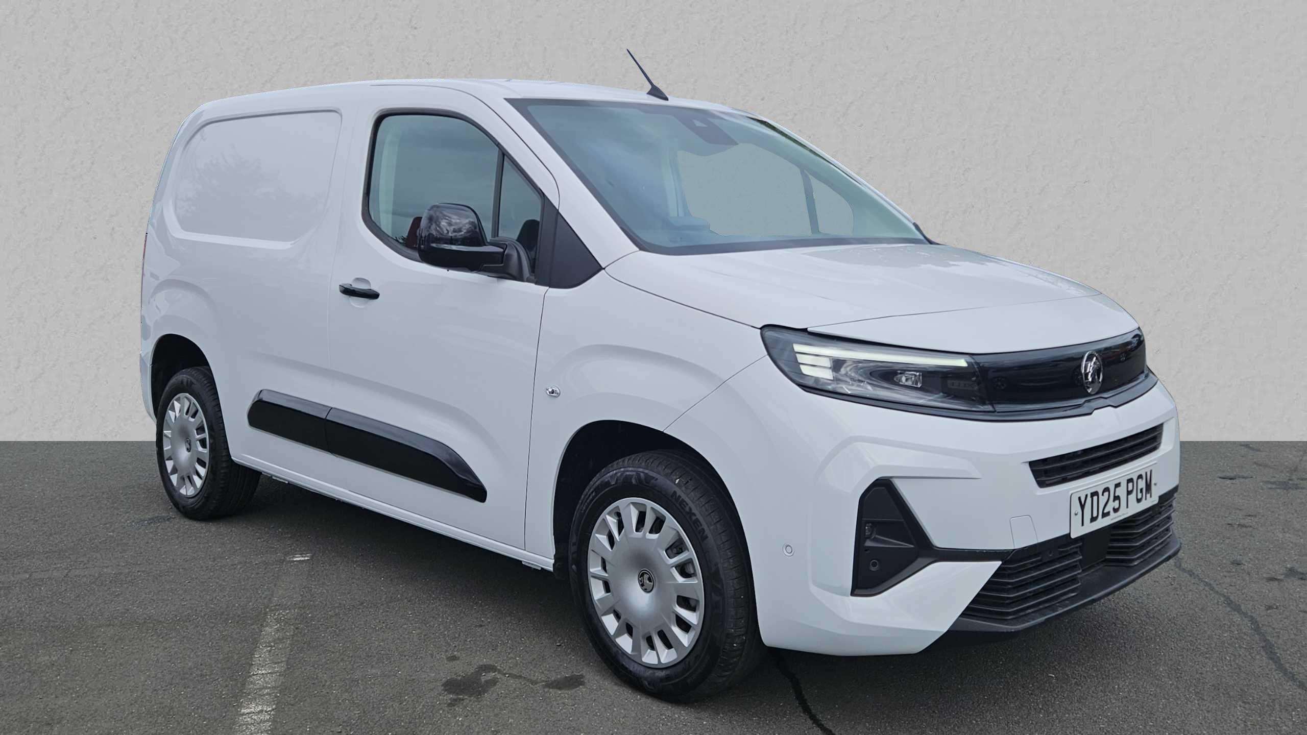 Main listing image - Vauxhall Combo Cargo