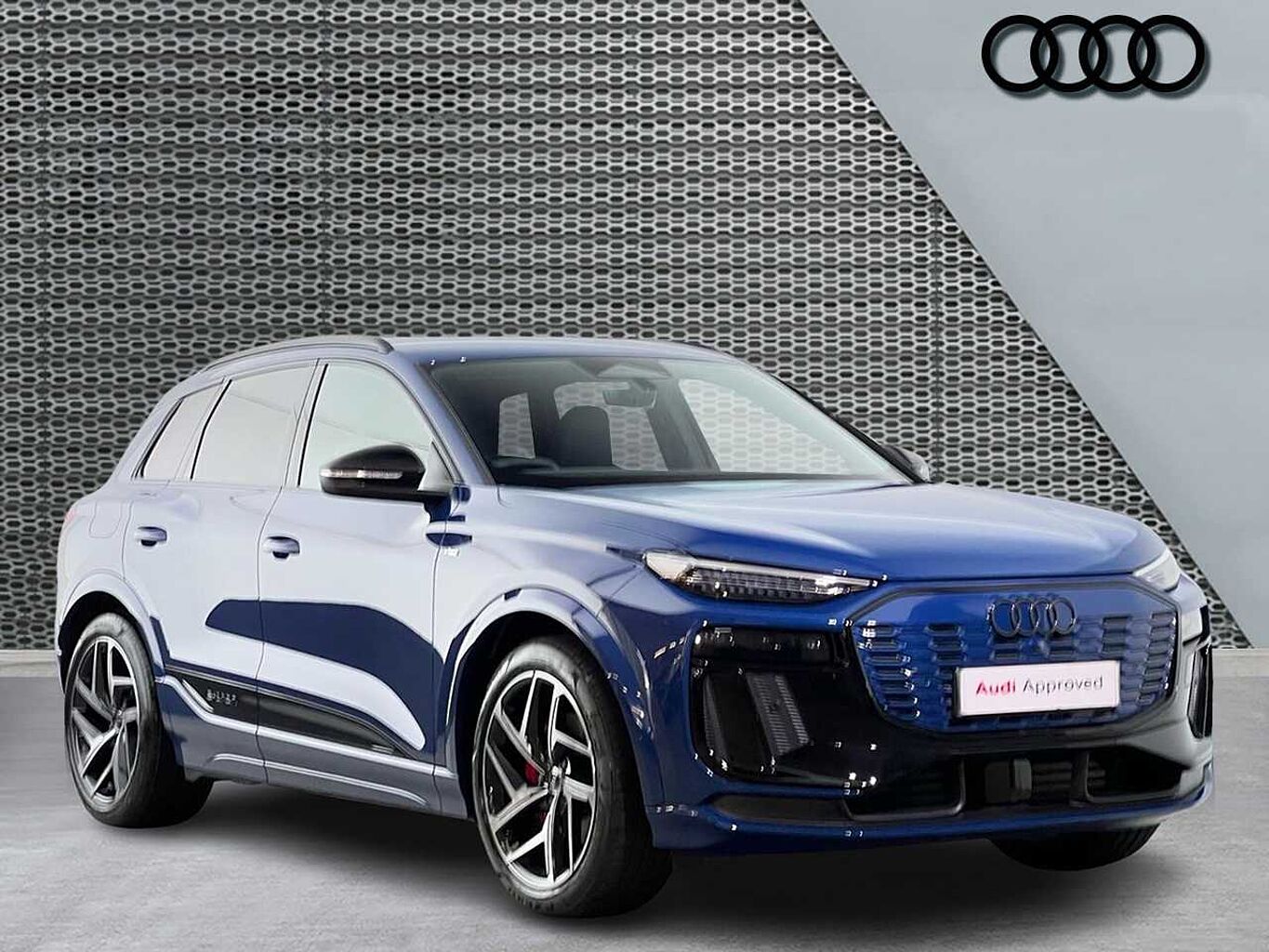 Main listing image - Audi Q6