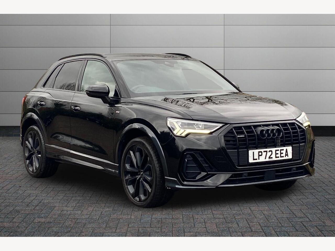 Main listing image - Audi Q3
