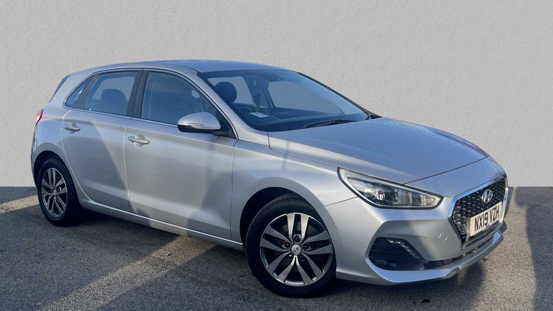 Main listing image - Hyundai i30