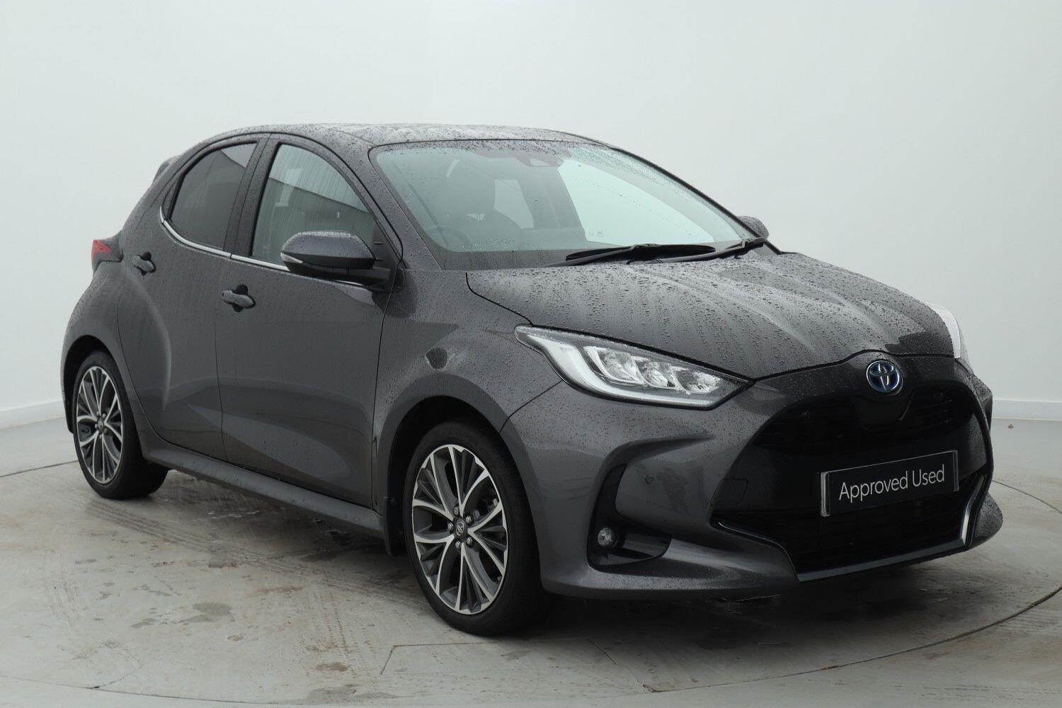 Main listing image - Toyota Yaris
