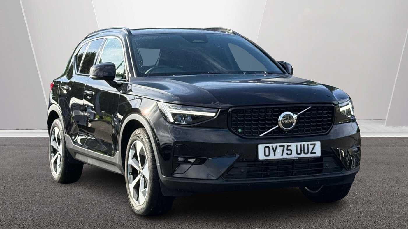 Main listing image - Volvo XC40