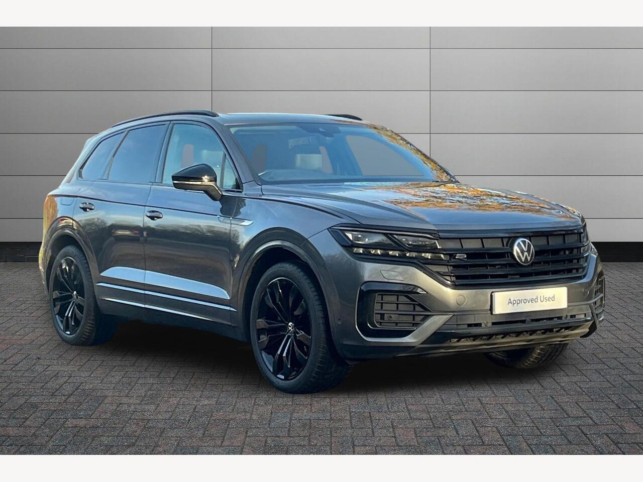 Main listing image - Volkswagen Touareg