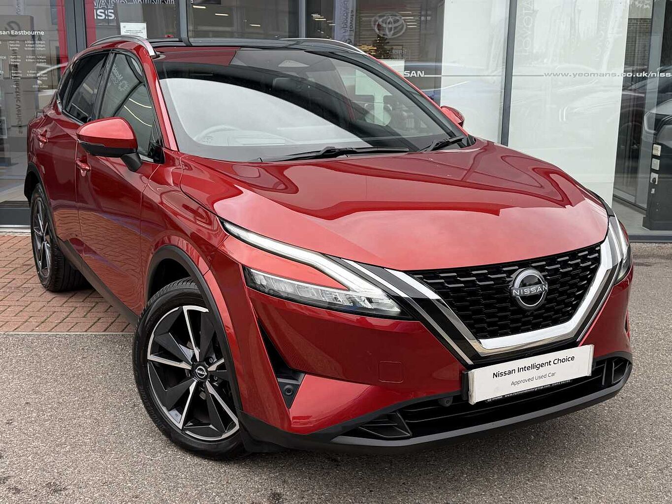 Main listing image - Nissan Qashqai