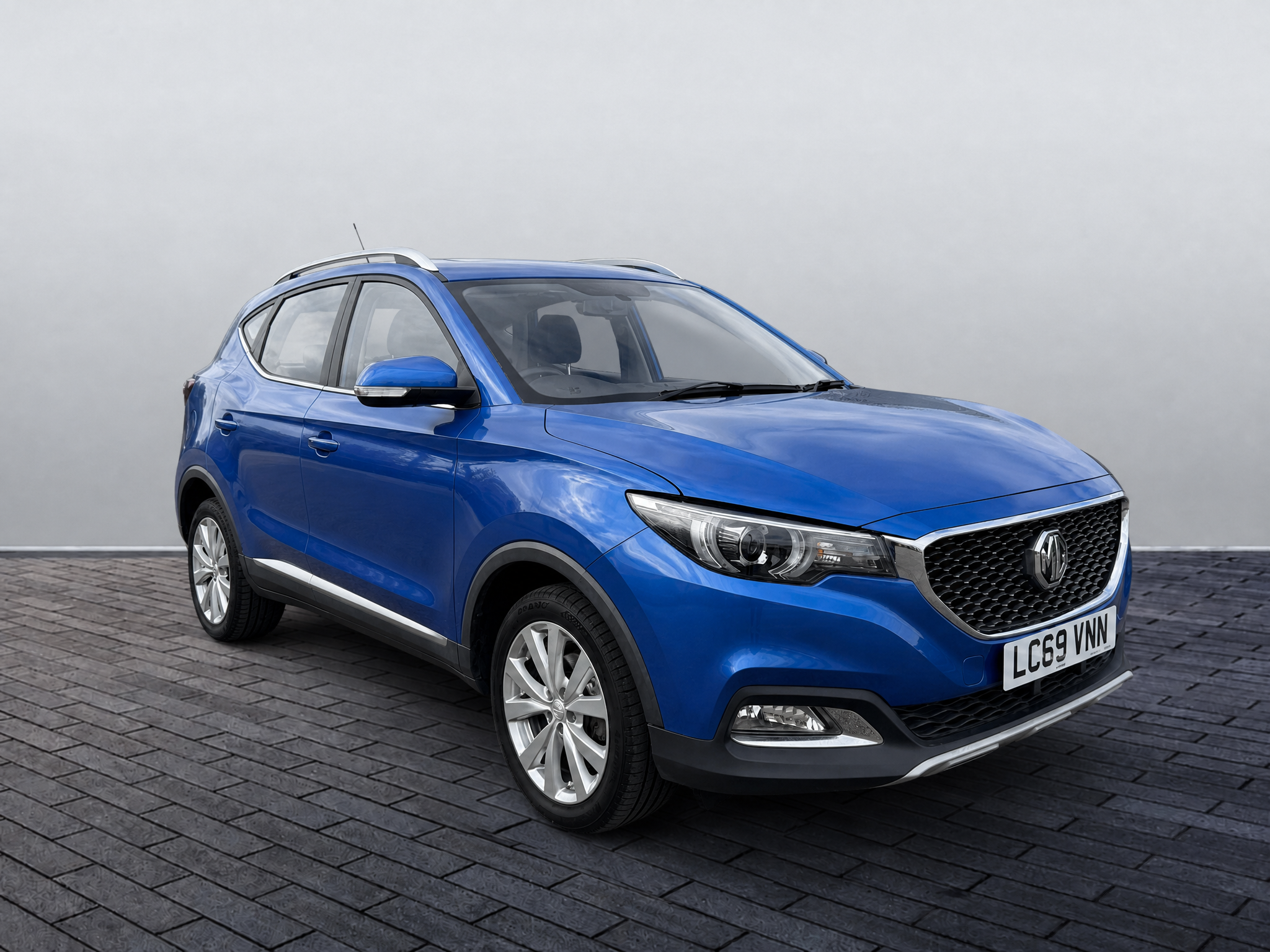 Main listing image - MG ZS