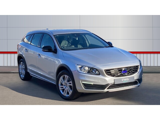 Main listing image - Volvo V60 Cross Country