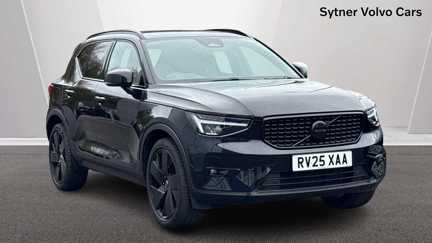 Main listing image - Volvo XC40