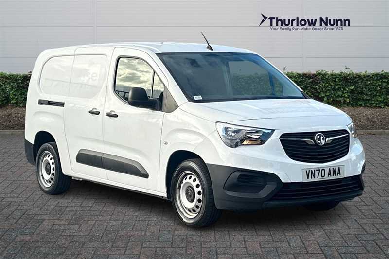 Main listing image - Vauxhall Combo Cargo