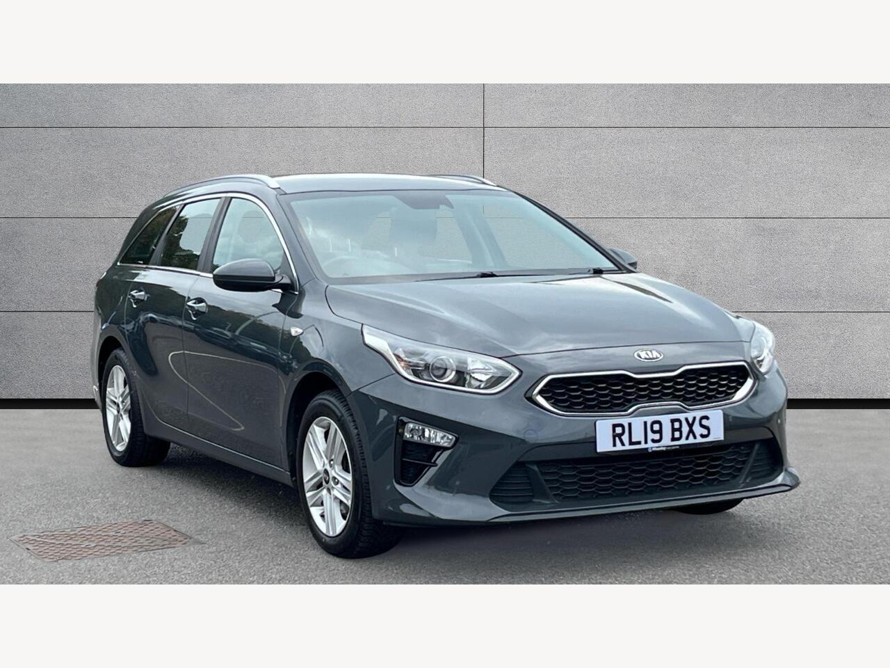 Main listing image - Kia Ceed