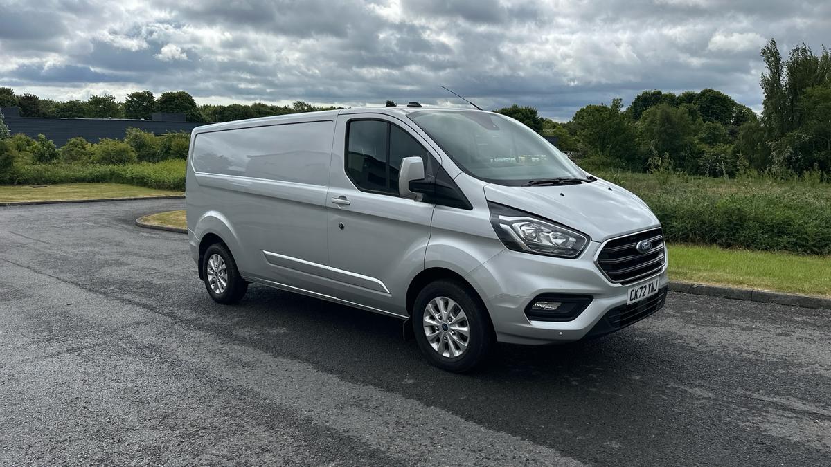 Main listing image - Ford Transit Custom
