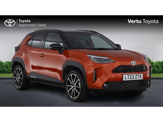 Main listing image - Toyota Yaris Cross