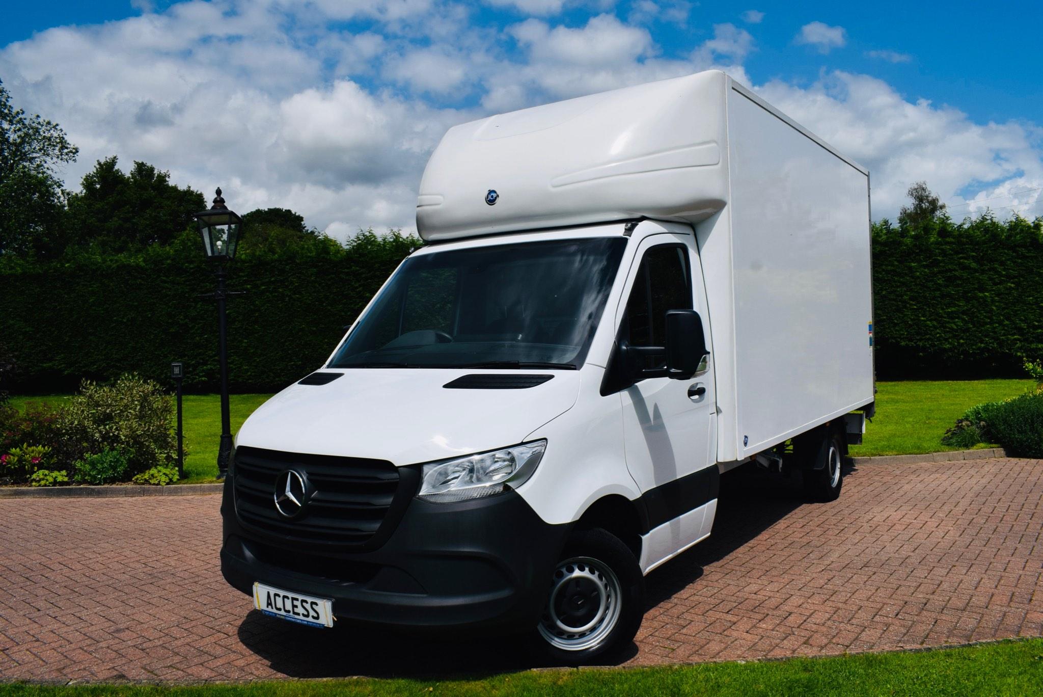 Main listing image - Mercedes-Benz Sprinter