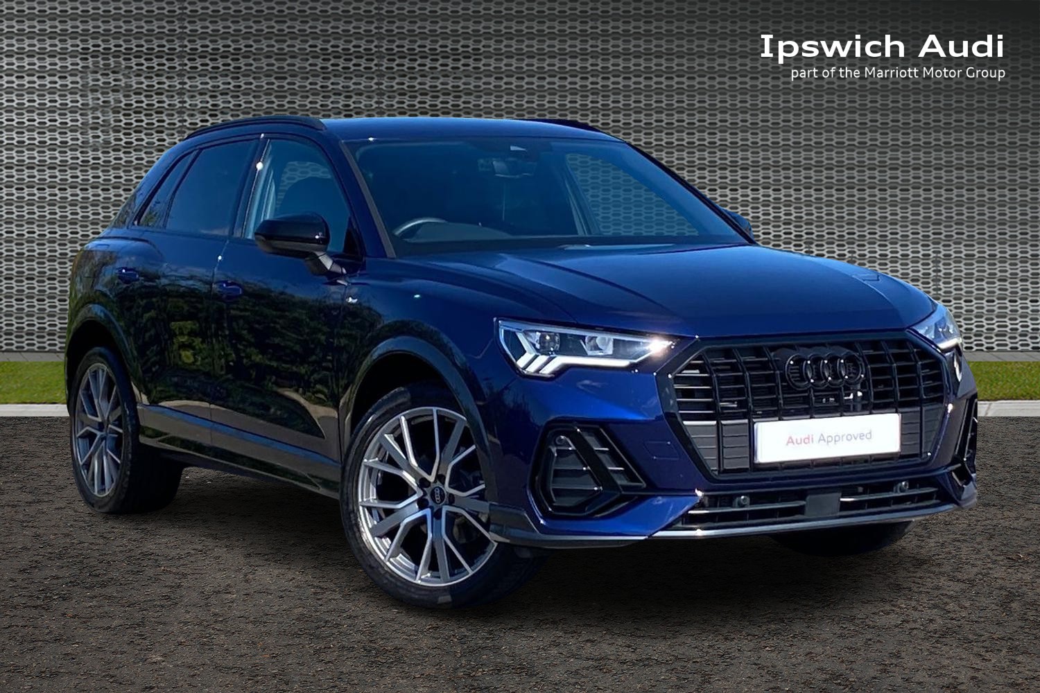 Main listing image - Audi Q3