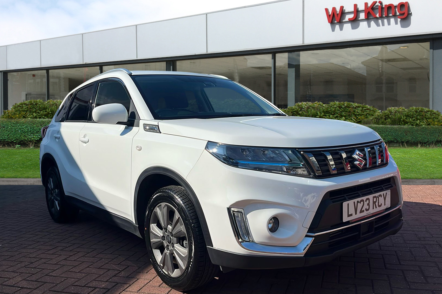 Main listing image - Suzuki Vitara