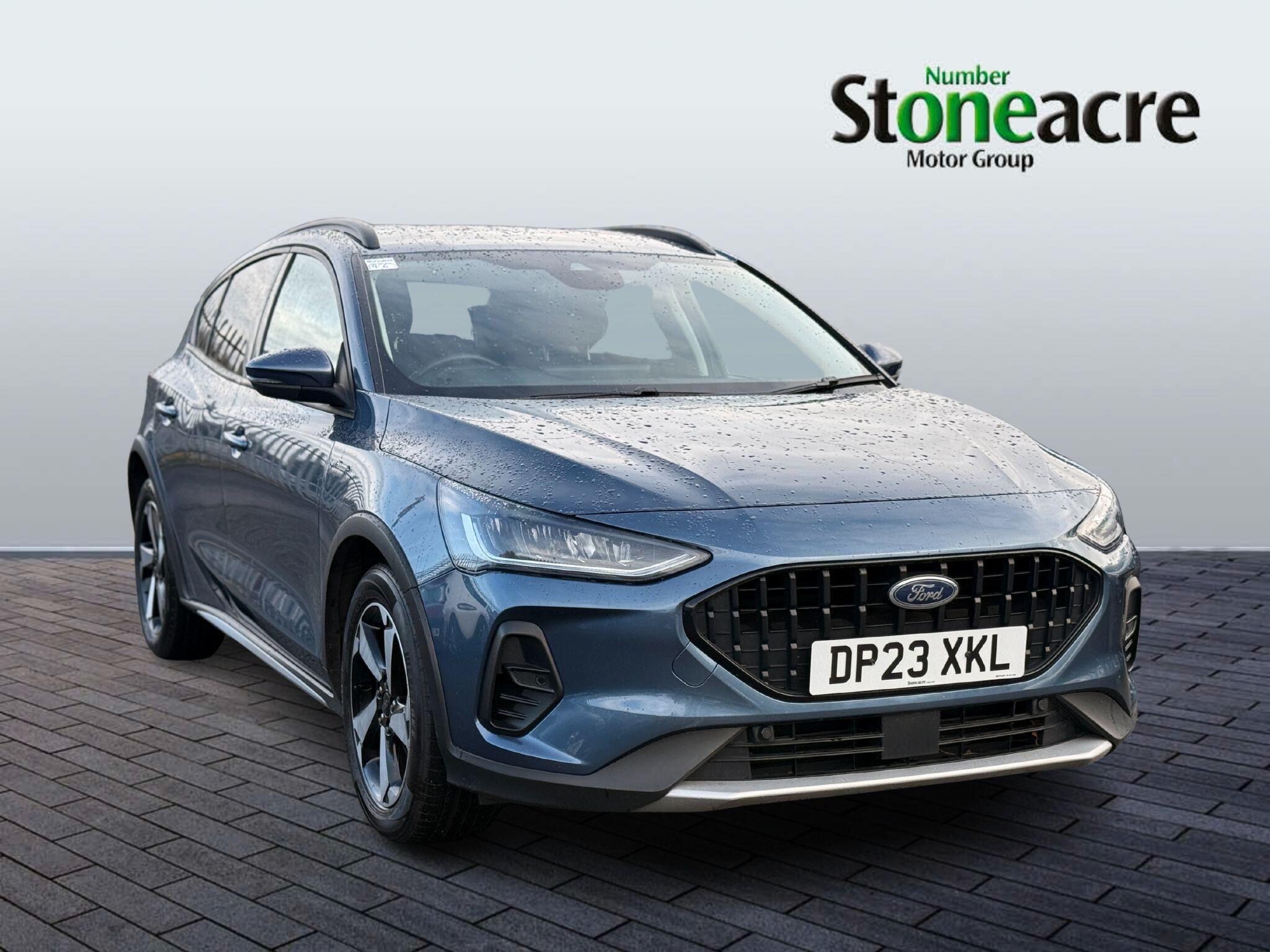 Main listing image - Ford Focus Active