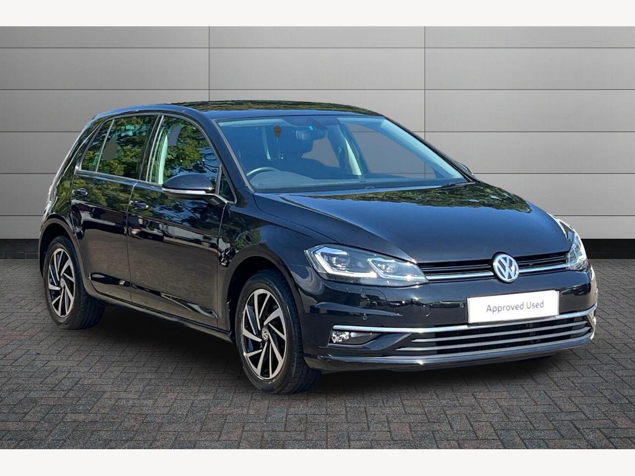Main listing image - Volkswagen Golf