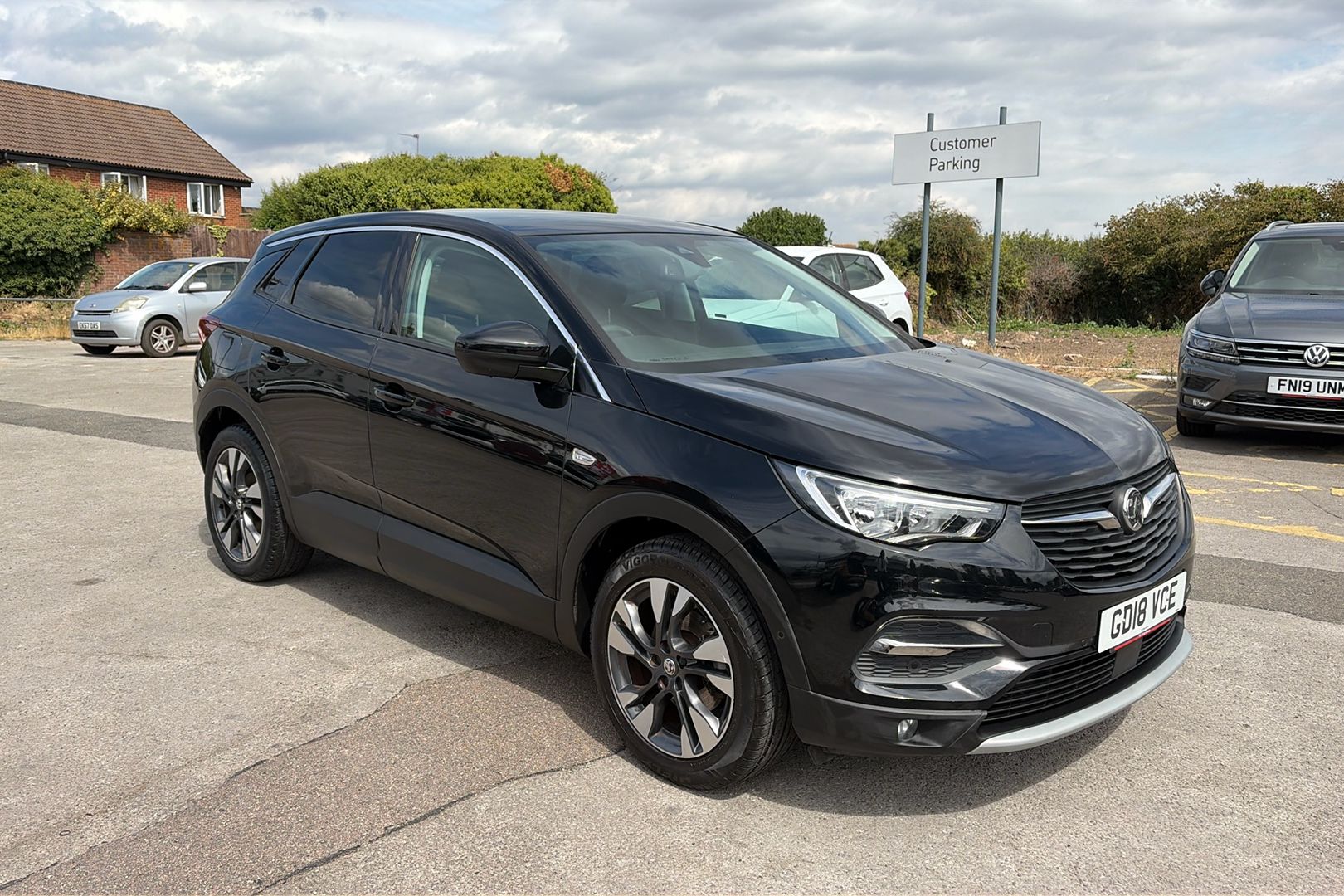 Main listing image - Vauxhall Grandland X