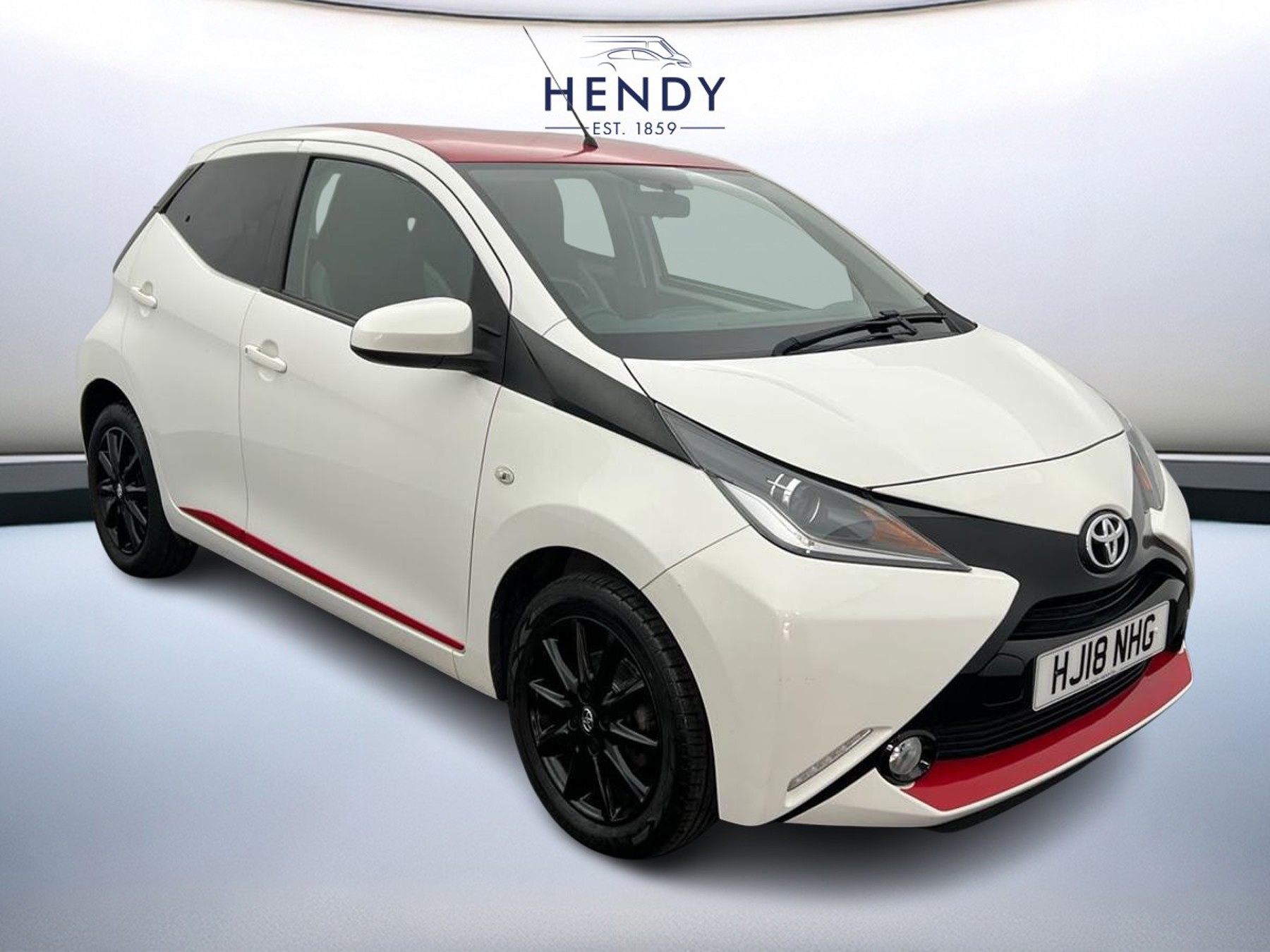 Main listing image - Toyota Aygo