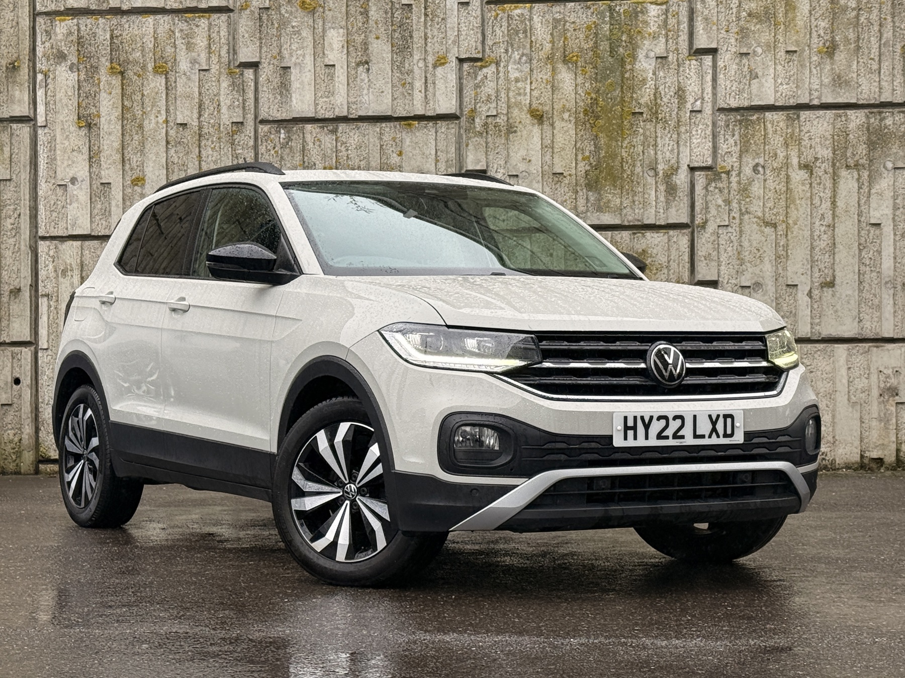 Main listing image - Volkswagen T-Cross