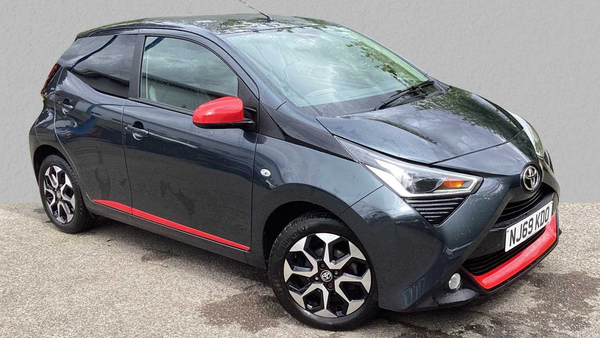Main listing image - Toyota Aygo