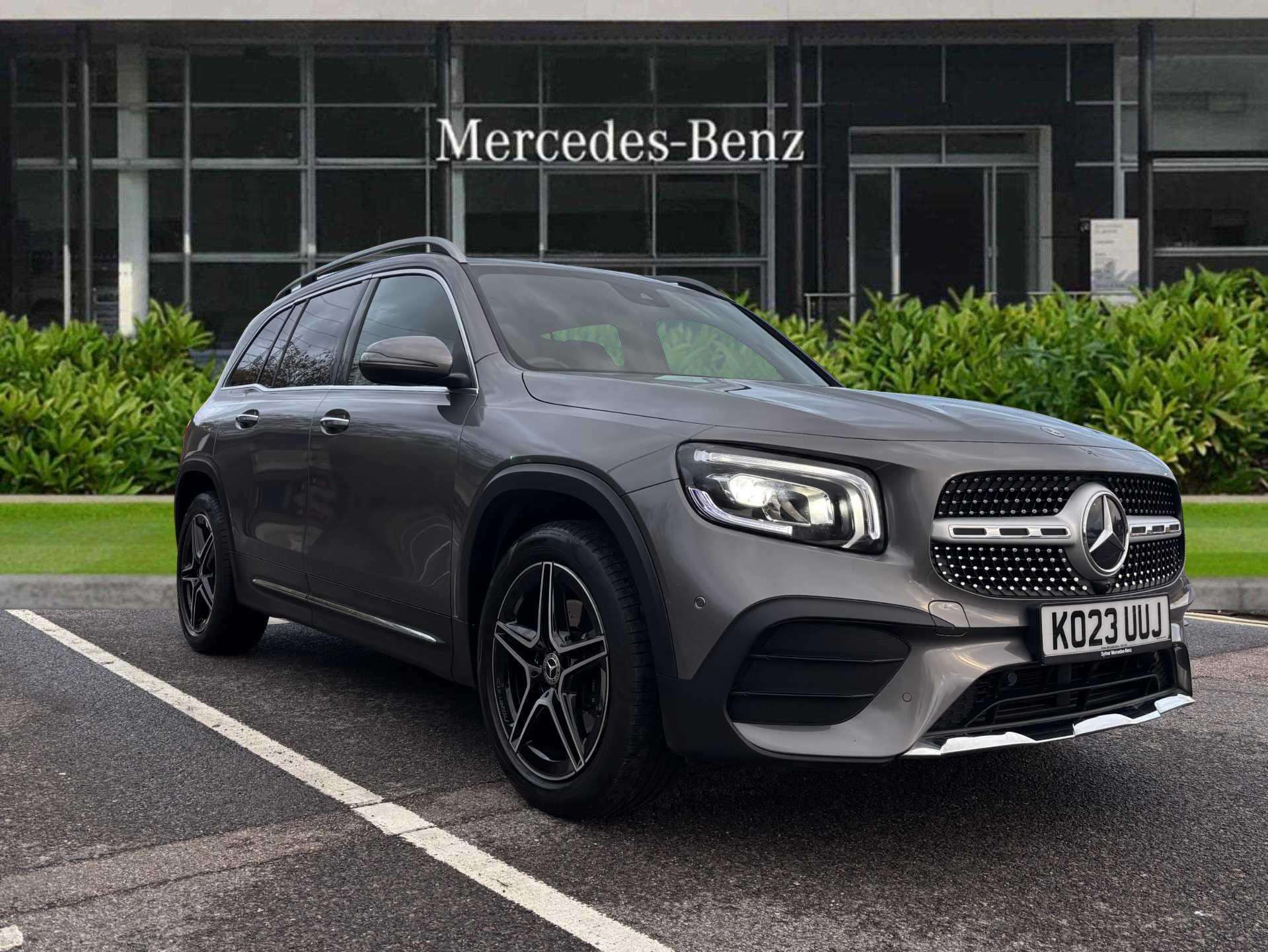 Main listing image - Mercedes-Benz GLB
