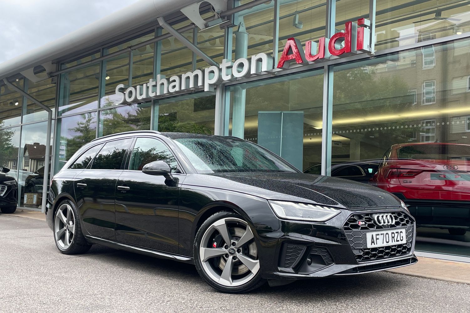 Main listing image - Audi S4