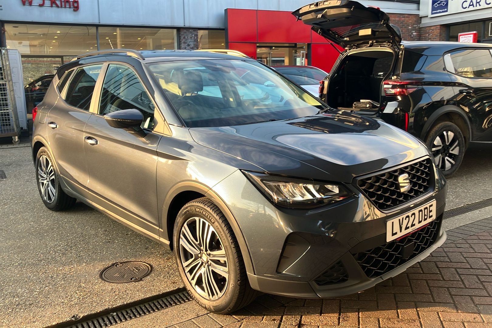 Main listing image - SEAT Arona