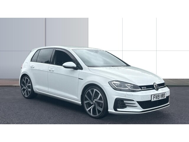 Main listing image - Volkswagen Golf