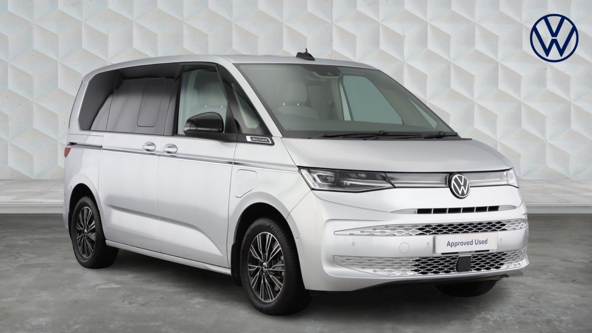 Main listing image - Volkswagen Multivan