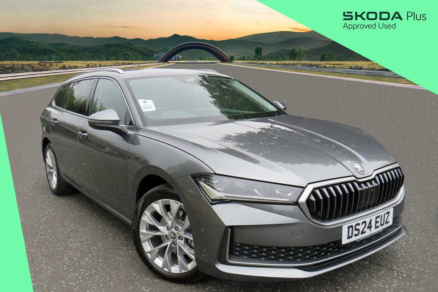 Main listing image - Skoda Superb Estate