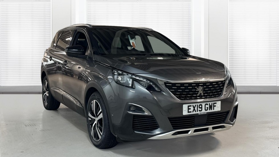 Main listing image - Peugeot 5008