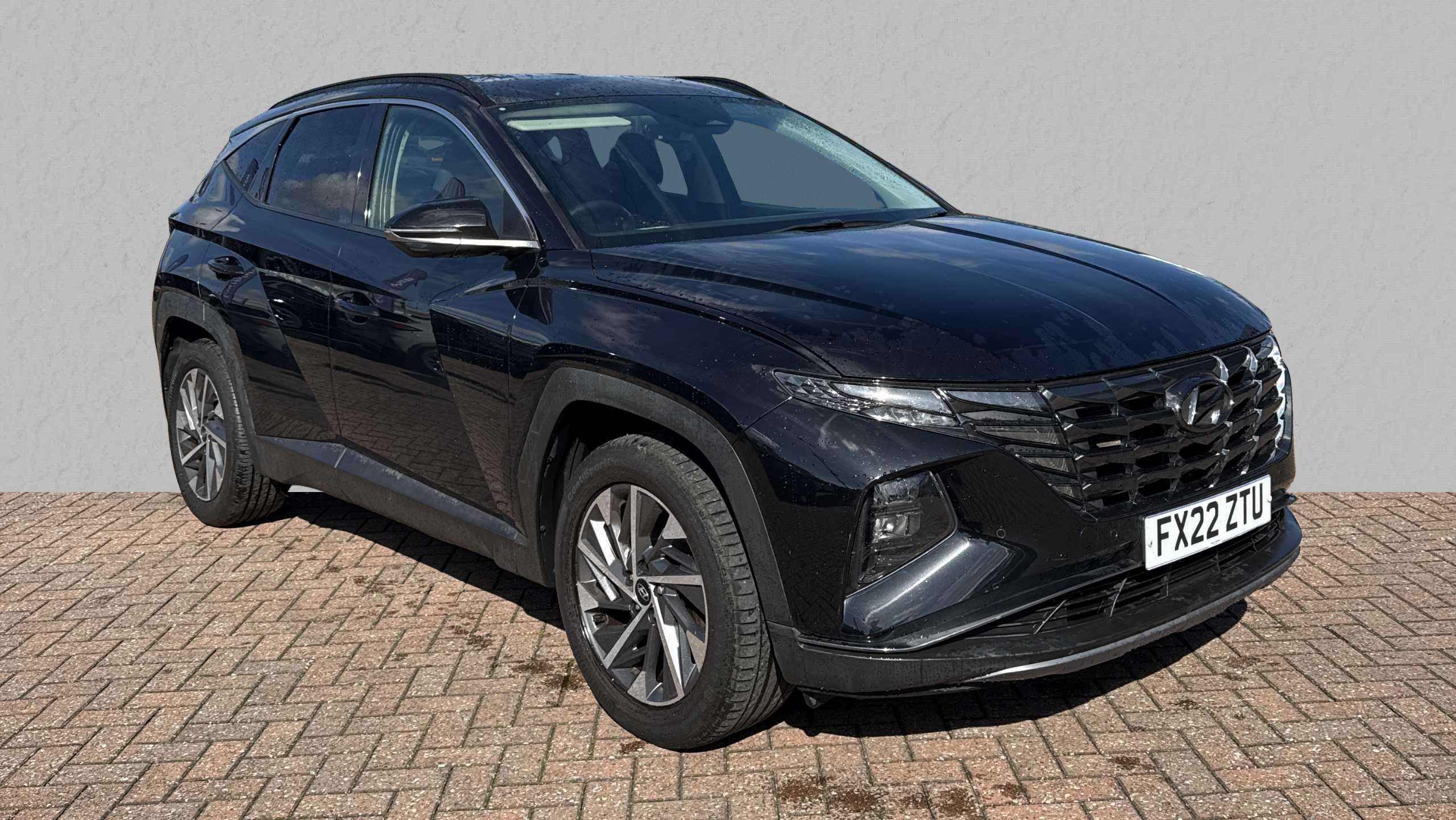 Main listing image - Hyundai Tucson