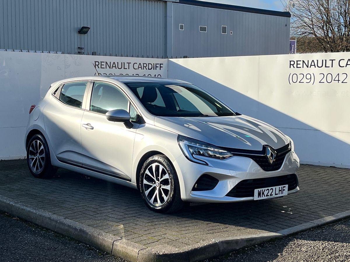 Main listing image - Renault Clio