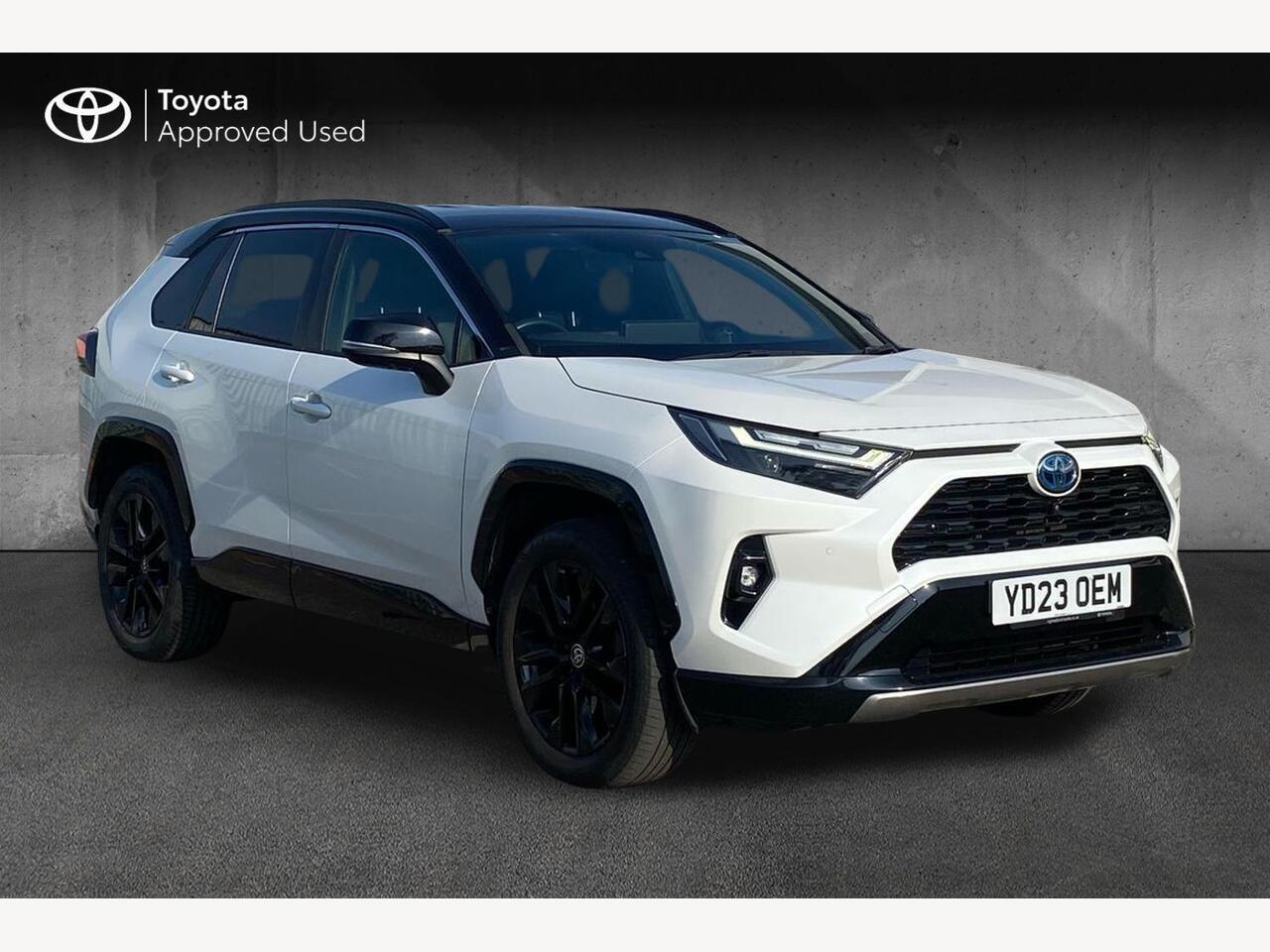 Main listing image - Toyota RAV4