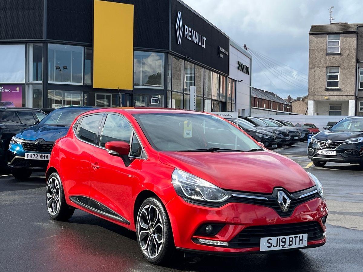 Main listing image - Renault Clio