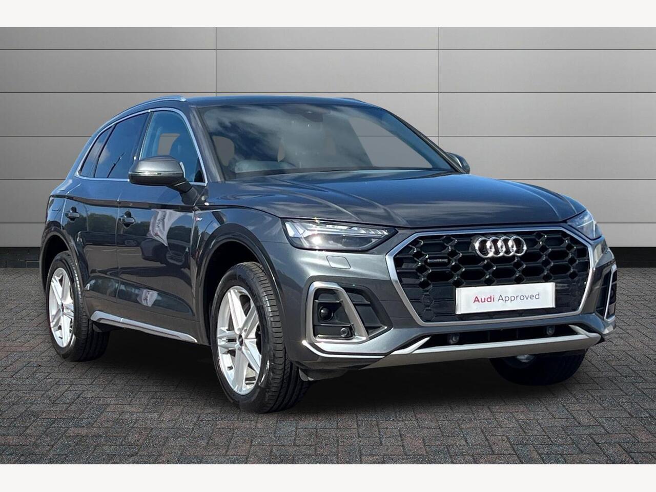 Main listing image - Audi Q5
