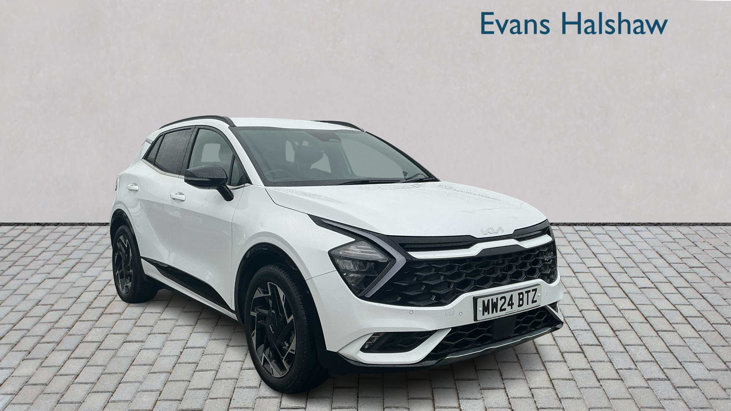 Main listing image - Kia Sportage