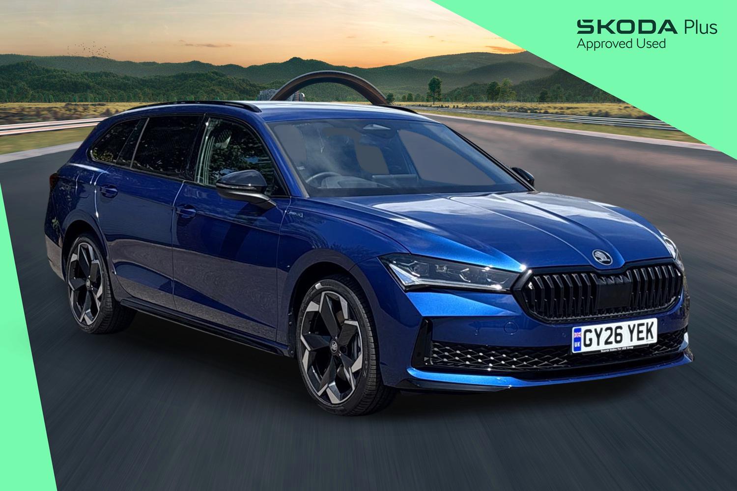 Main listing image - Skoda Superb