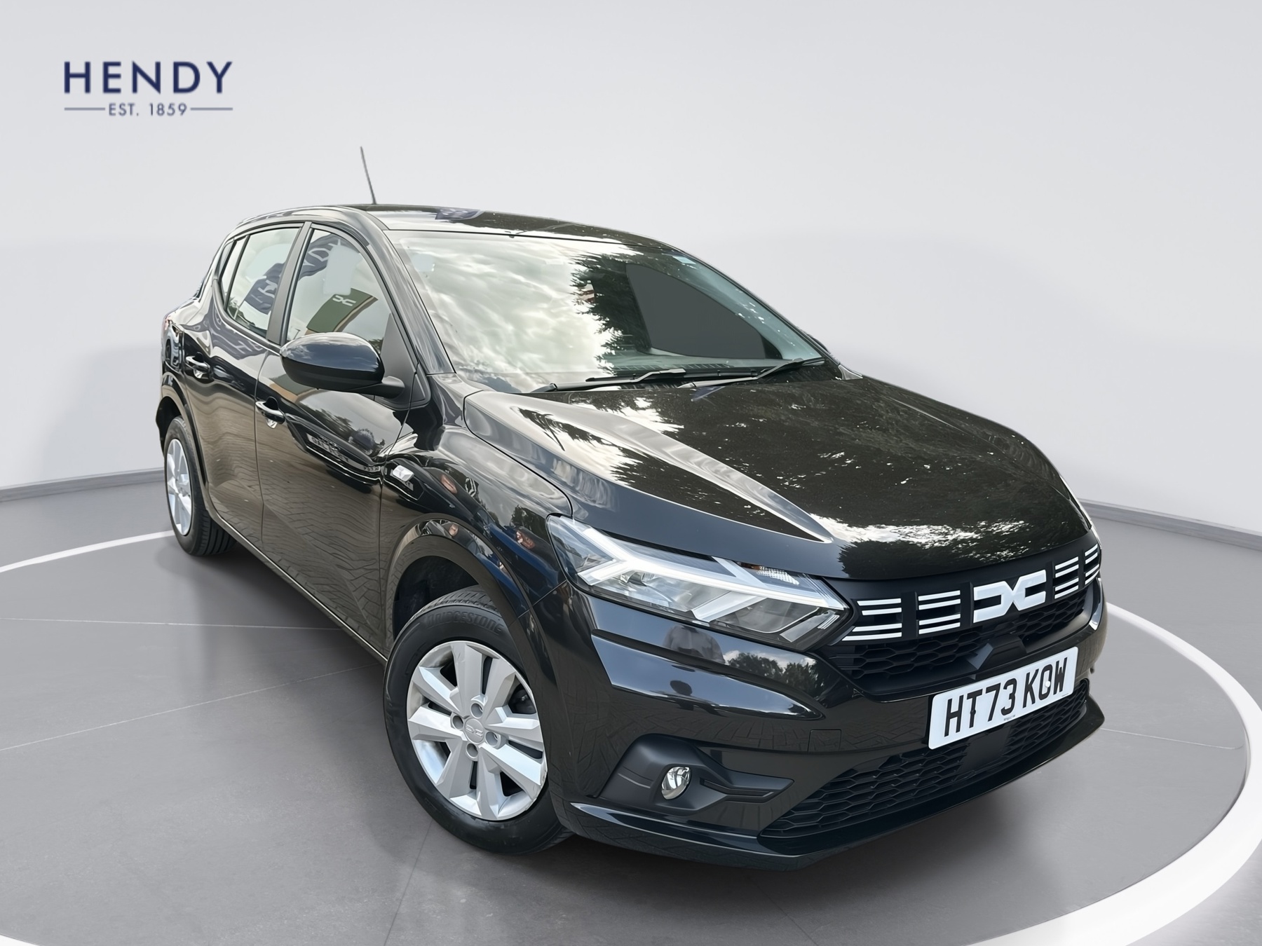 Main listing image - Dacia Sandero