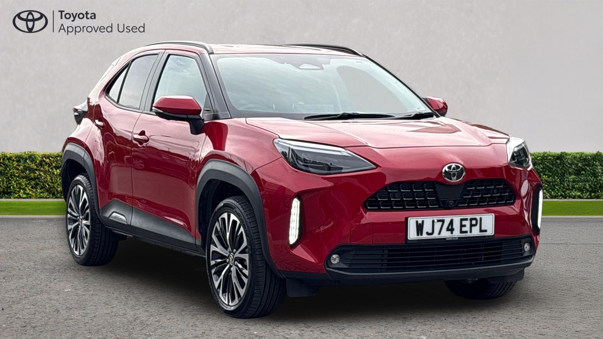 Main listing image - Toyota Yaris Cross
