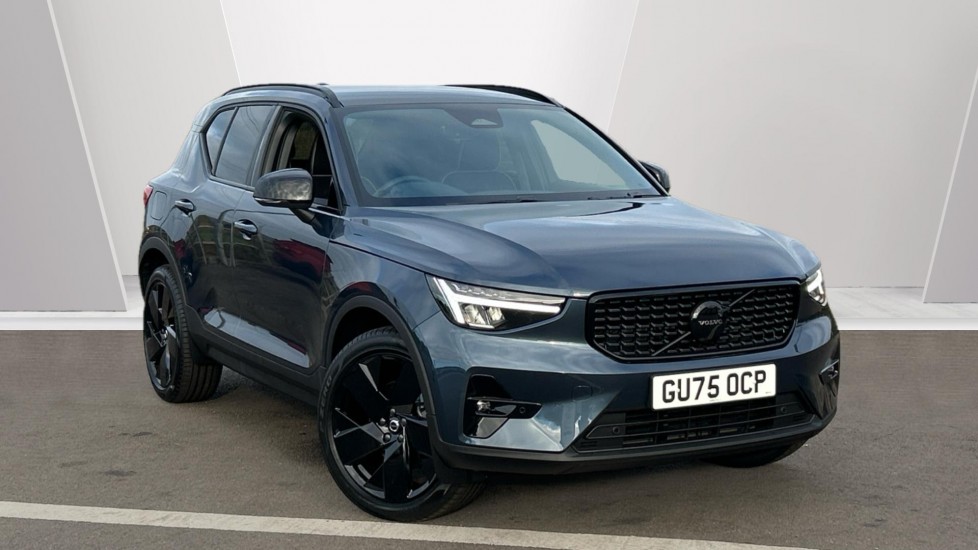 Main listing image - Volvo XC40