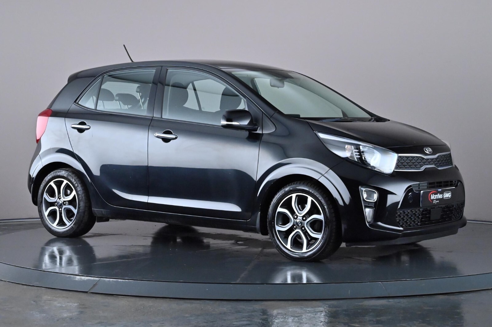 Main listing image - Kia Picanto