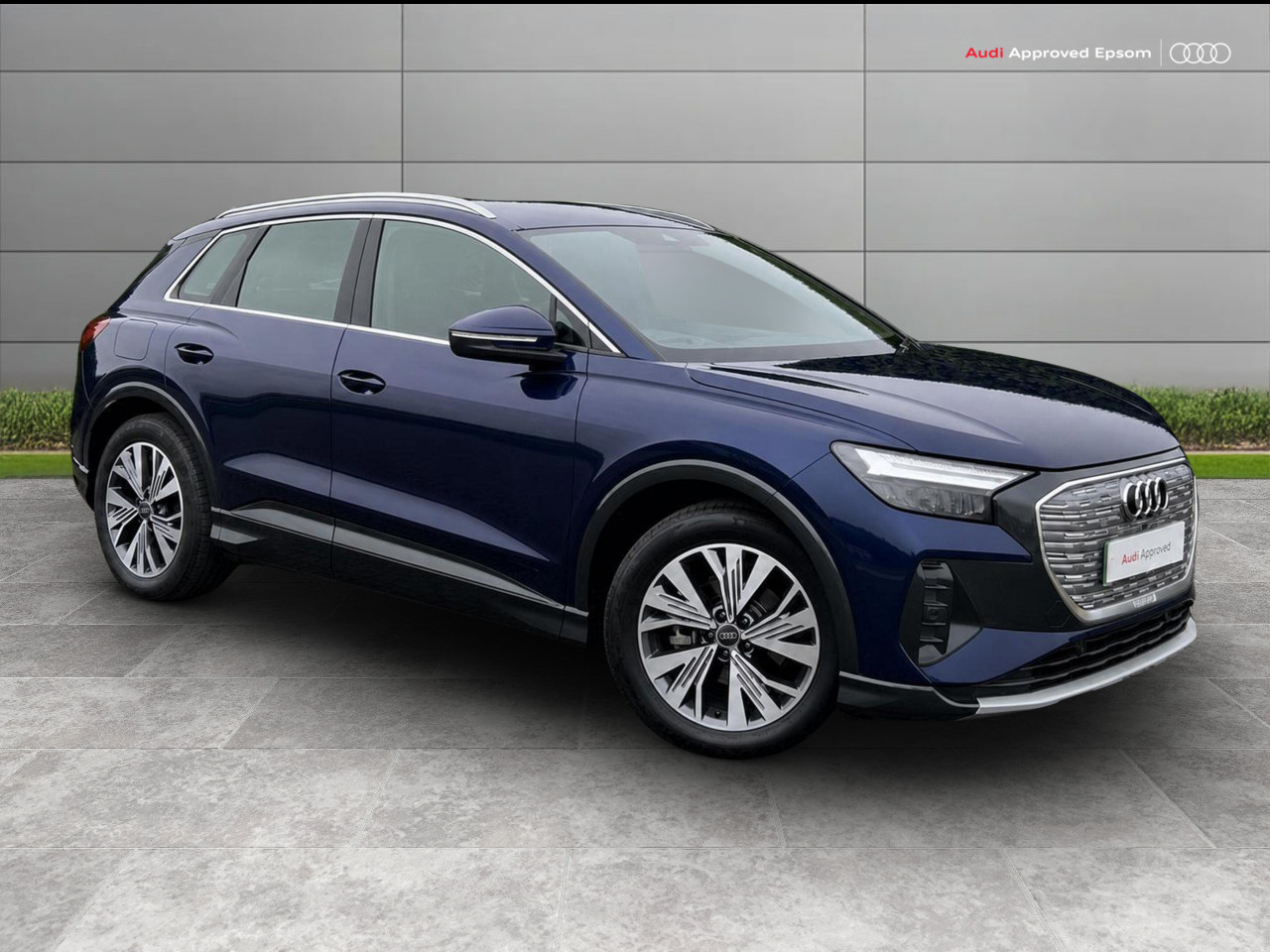 Main listing image - Audi Q4