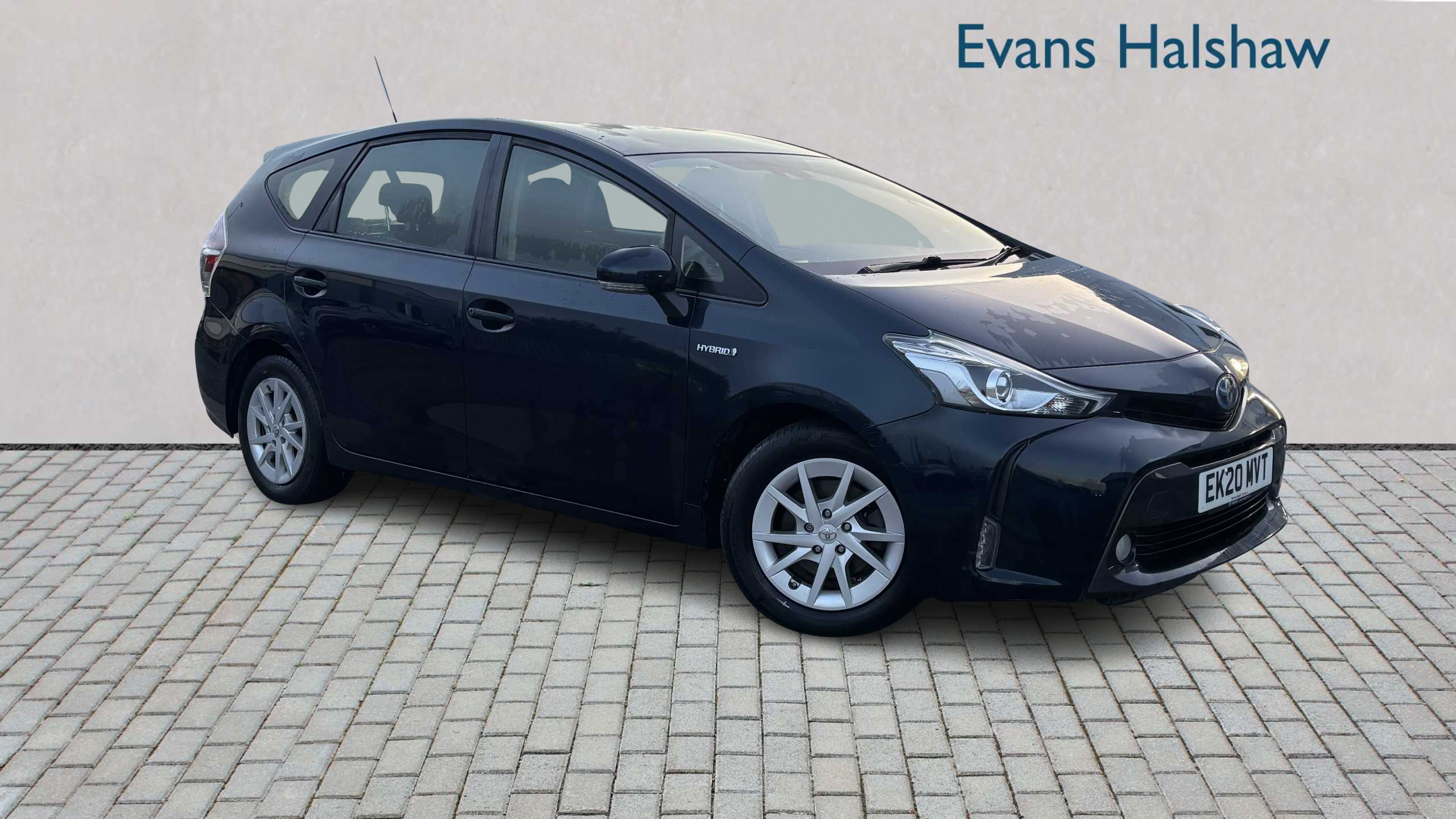 Main listing image - Toyota Prius+