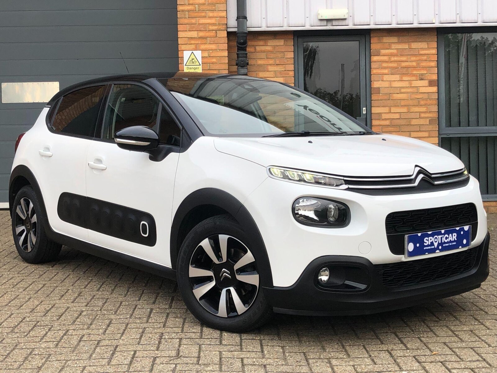 Main listing image - Citroen C3