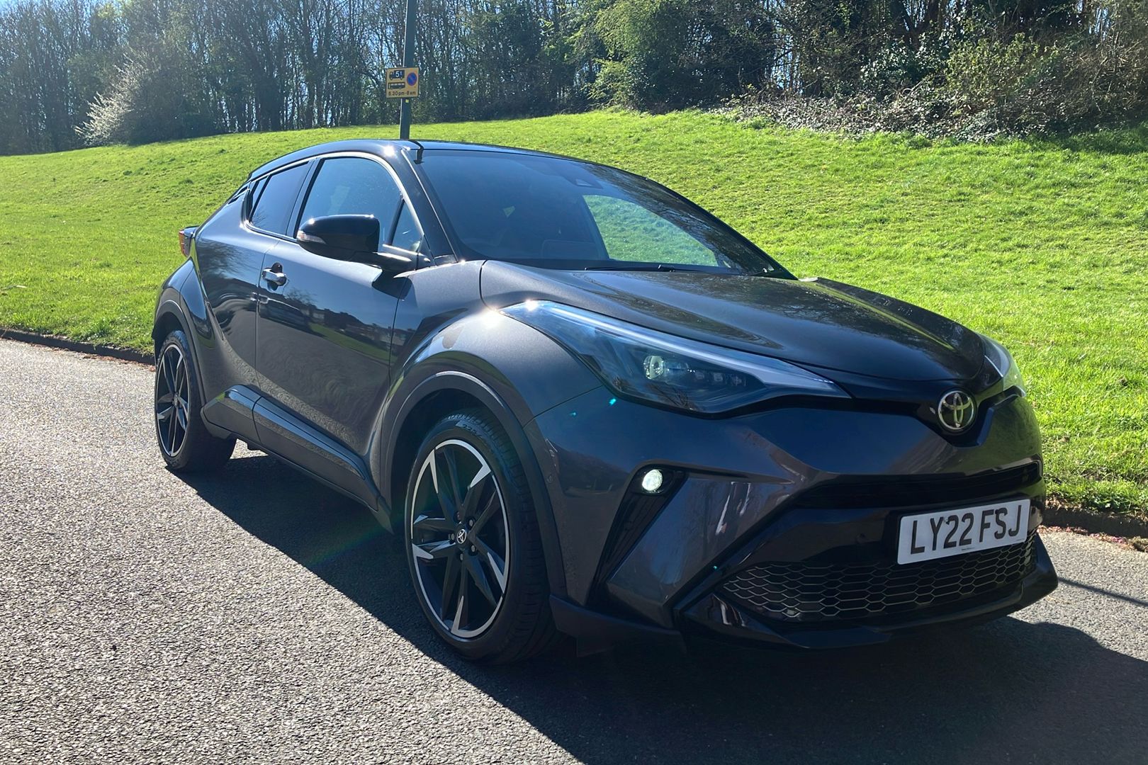 Main listing image - Toyota C-HR